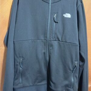 The North Face Men's Lightweight Jacket